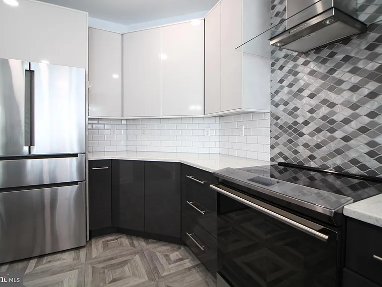 15 Kentsdale Dr — Photo 20