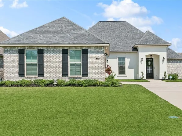 103 Cypress Park Ln, Belle Chasse, LA 70037