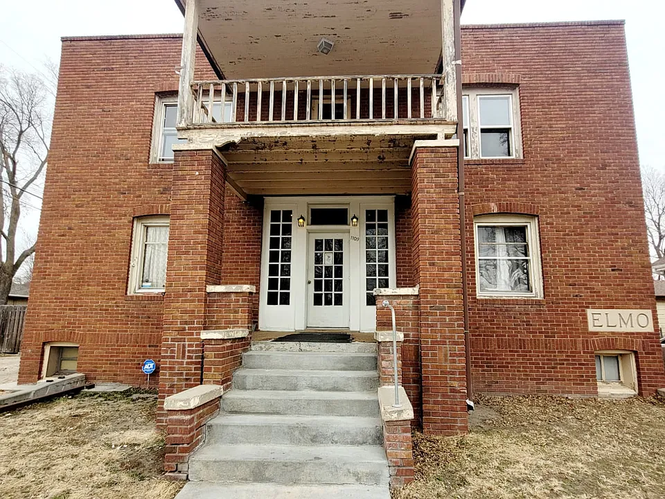 1109 N Wheeler Ave #4