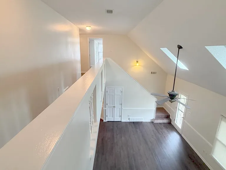 7472 Hedgington Dr — Photo 14