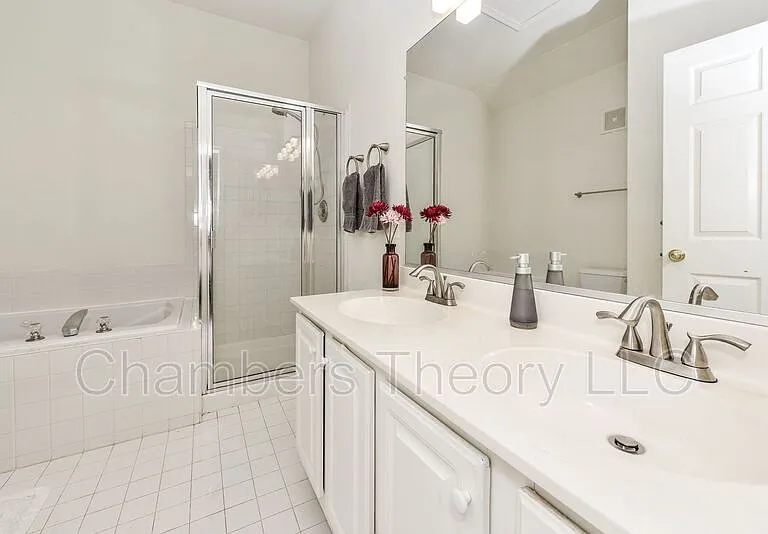 705 Massey Ln #B — Photo 27