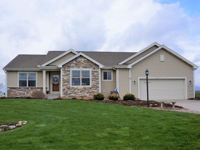 3159 Sherman Parc Cir, Jackson, WI, 53037