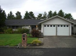 8995 SW Woodside Dr, Portland, OR 97225