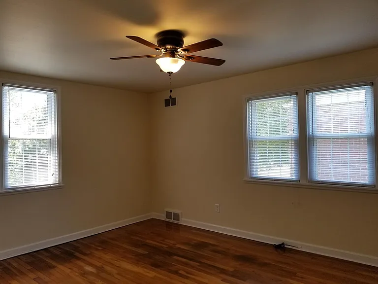 Owner's bedroom