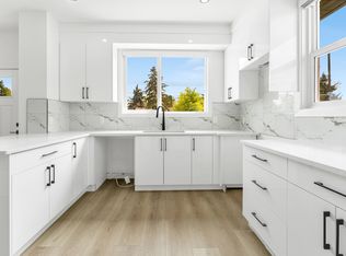 11630 122nd St NW, Edmonton, AB T5M0C2