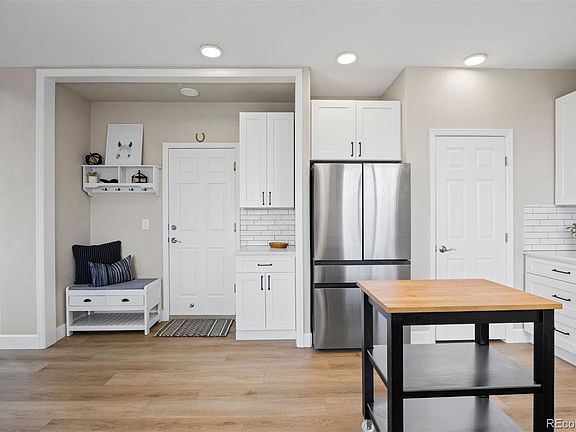 4th image of 3207 Green Haven Circle
