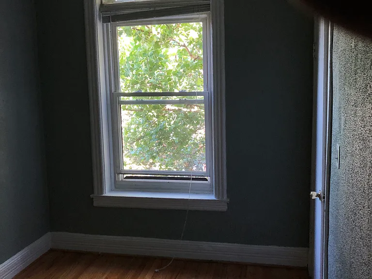 919 W Newport Ave #2 — Photo 12
