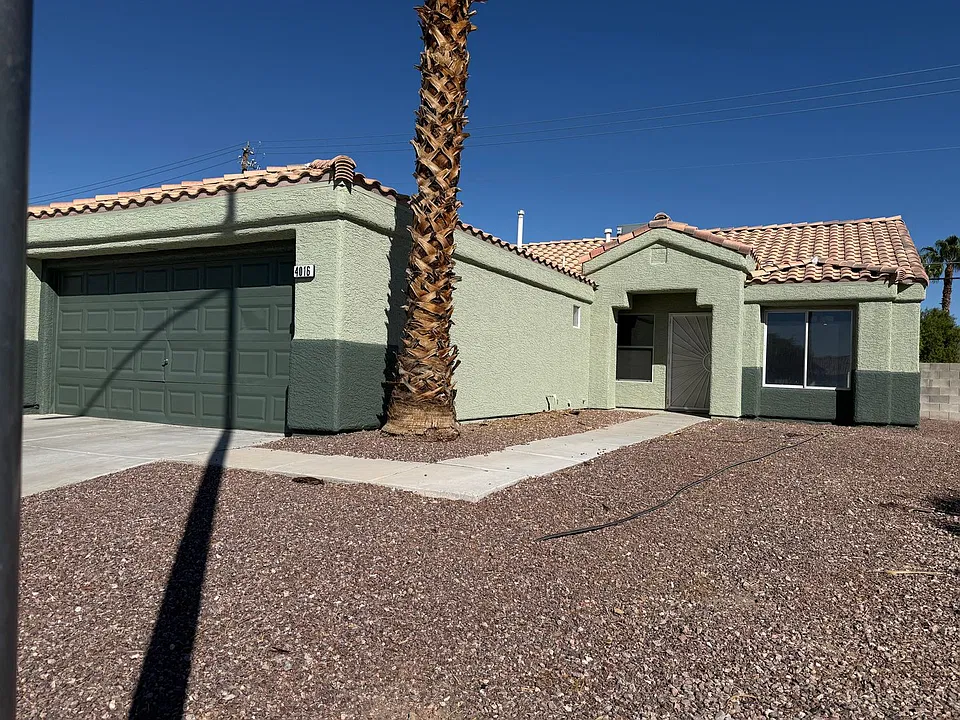 4016 Bonita Desert Ct