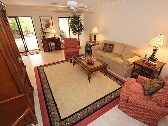 4th image of 3525 Harbor Cir