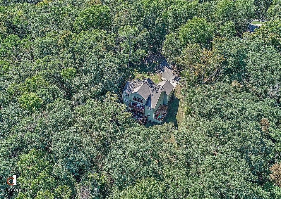 2nd image of 9 Hathern Ln