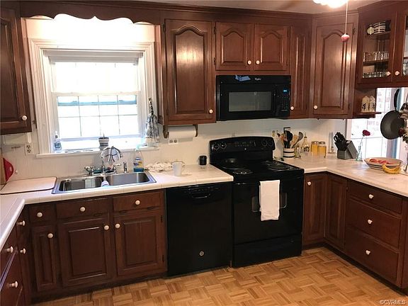 4th image of 8383 Jane Lee Cir