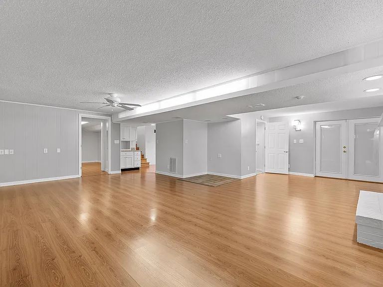 3443 Shadowlawn Dr — Photo 25