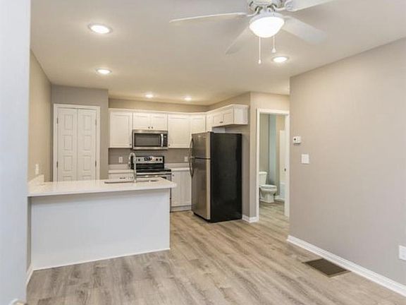 2nd image of 258 E Second St APT 102