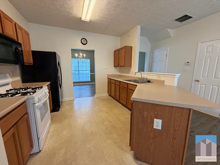 644 Kenridge Dr — Photo 13