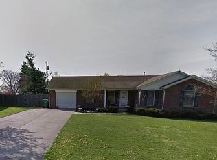 121 Bowen Dr, Lawrenceburg, KY 40342