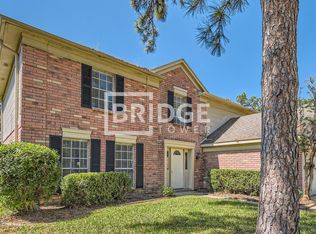 7863 Maple Brook Ln, Houston, TX 77095