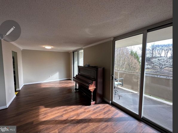 7501 Democracy Blvd APT 321