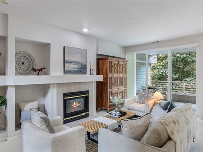 22005 6th Avenue S #210, Des Moines, WA, 98198