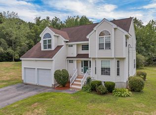 4 Jennifer Dr, Pelham, NH 03076