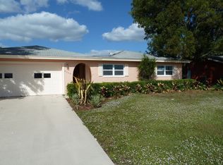 4949 19th Ave SW, Naples, FL 34116