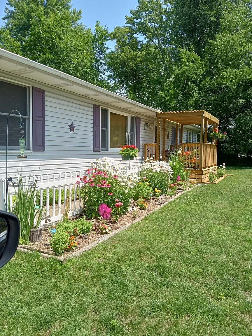 4453 Hicks Ave photo 1