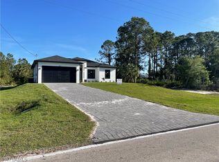 3147 Sunshine Blvd, Lehigh Acres, FL 33971