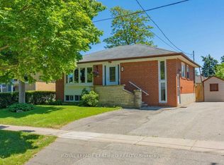 6 Prince Charles Dr, Halton Hills, ON L7G3T7