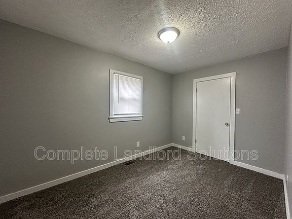 2nd image of 1358 Chestnut St APT 2