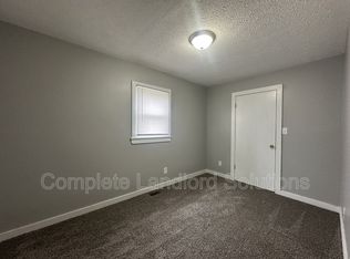 1358 Chestnut St APT 2, Terre Haute, IN 47807