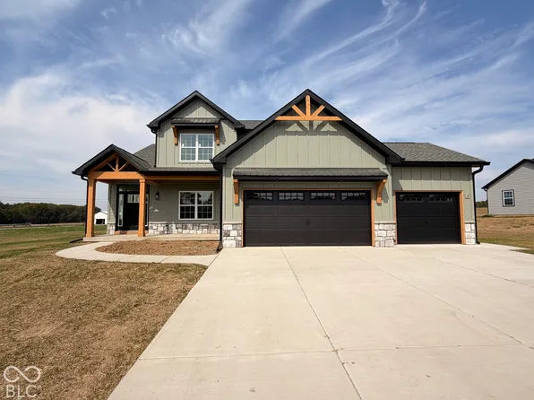 2 Pine Hills Ct, Crawfordsville, IN 47933