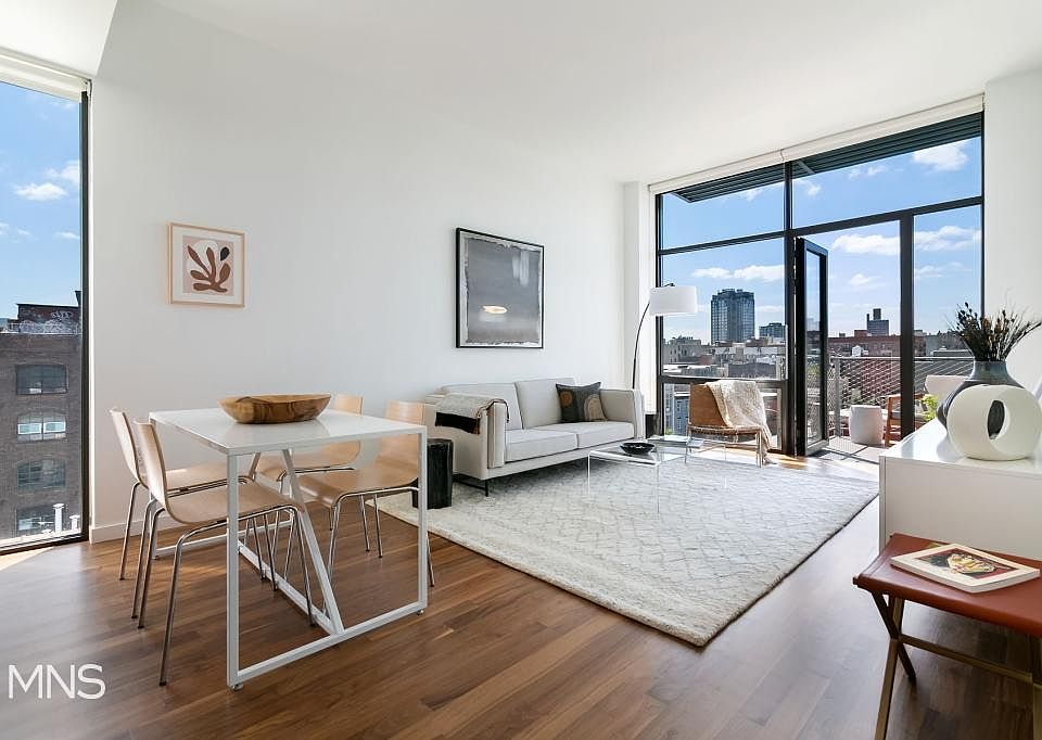 1st image of 280 Metropolitan Ave #Phb