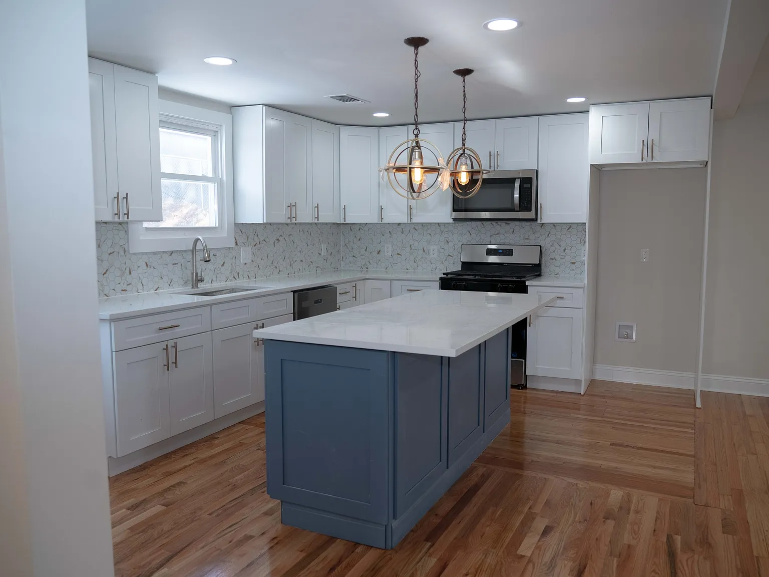 18 Lorelei Road - 1 — Photo 2