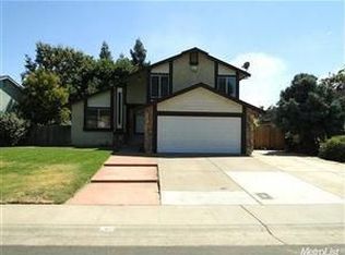 1220 Rudger Way, Sacramento, CA 95833