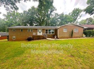 9419 Brenda Ann Rd, Charlotte, NC 28214