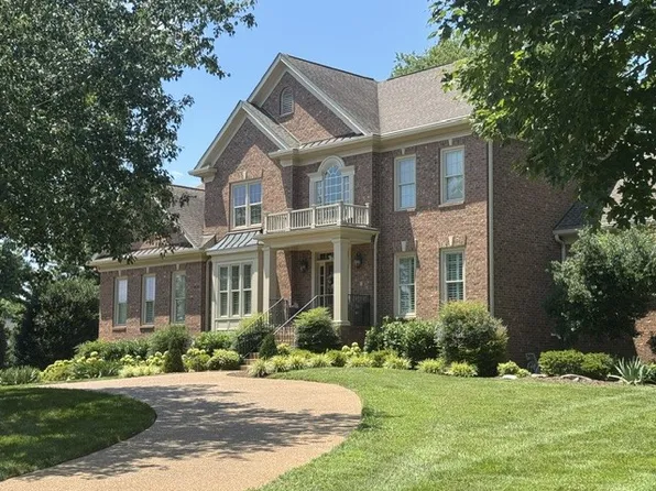 9028 Southerland Pl, Brentwood, TN 37027