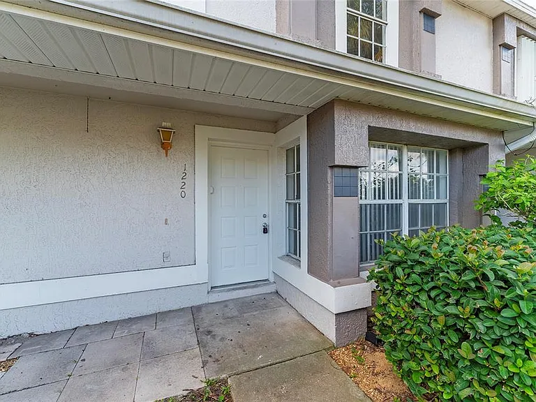 1220 Garden Isle Ct — Photo 9