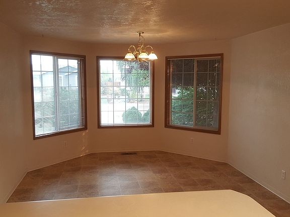 2nd image of 1451 Avalon Dr