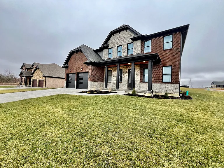 4817 Granada Ct — Photo 3