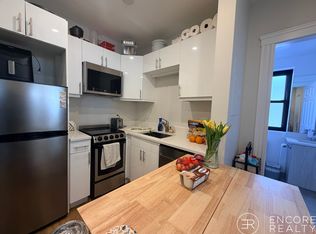 802 Beacon St #5D, Boston, MA 02215