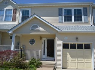 123 Castleton Rd, Princeton, NJ 08540