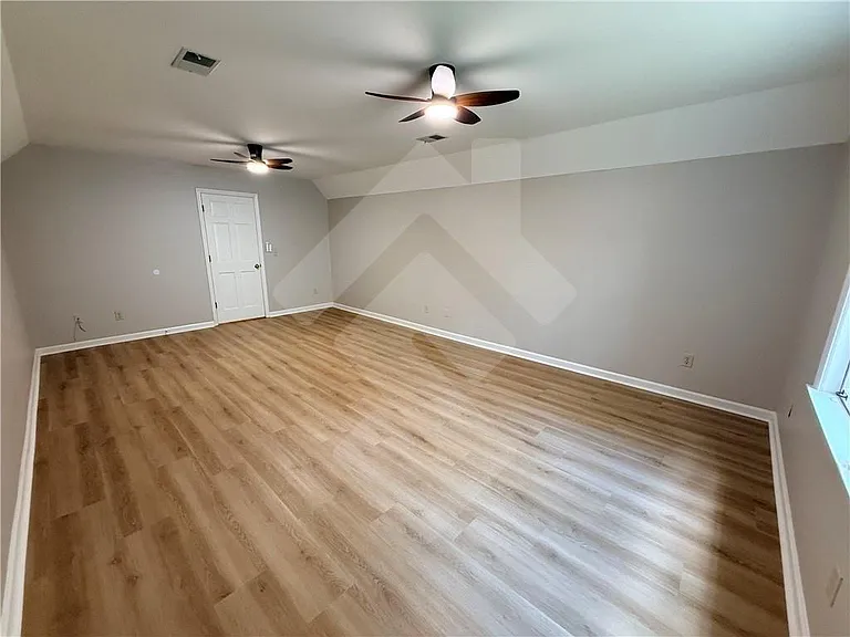 2890 Brookcliff Ln — Photo 45