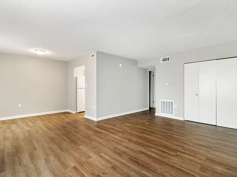 County View Apartments — Photo 12