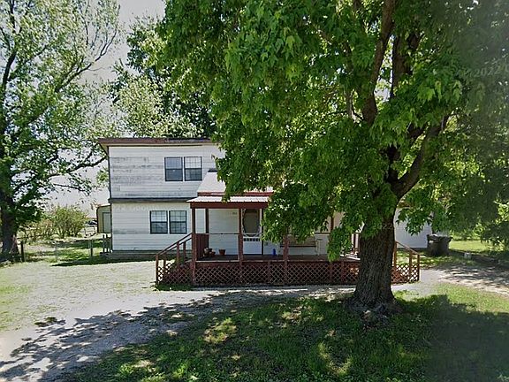4th image of 211 N Swan Dr