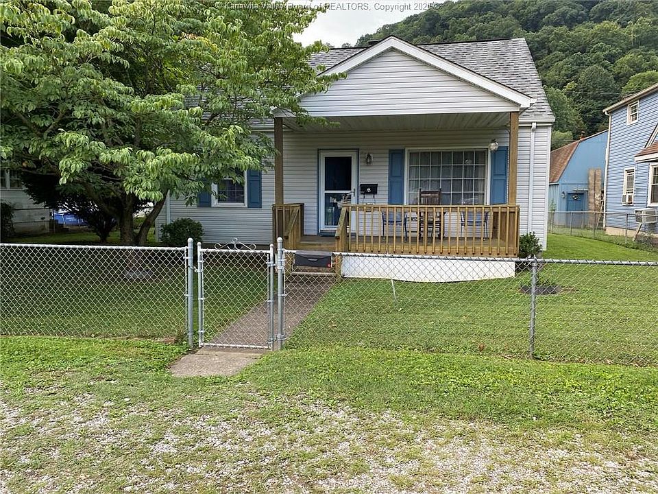 1st image of 4411 Washington Ave SE
