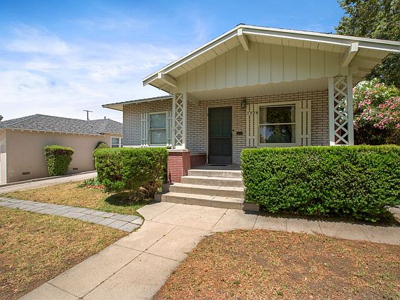 3rd image of 1039 E Providencia Ave