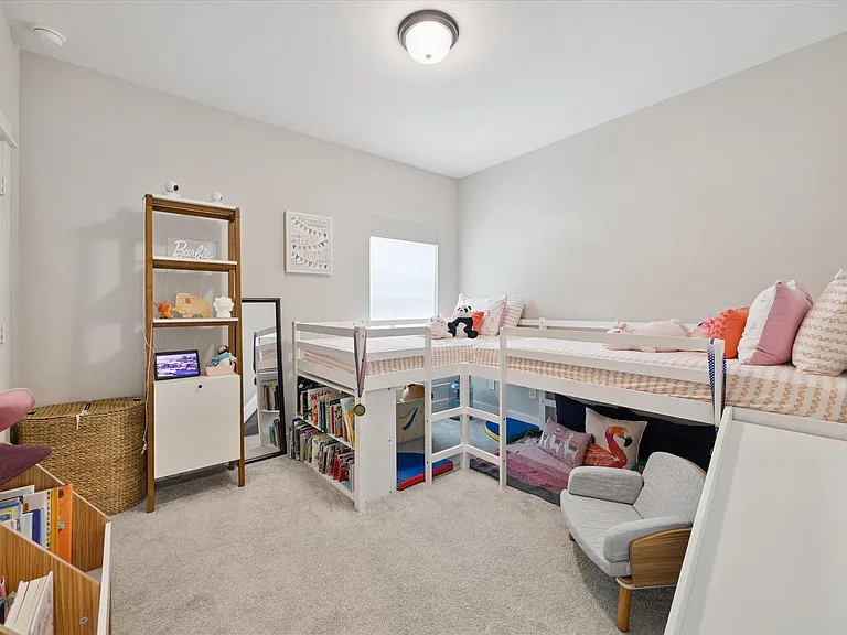 10974 Hewitt Cliff Ln — Photo 17
