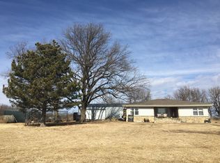 18890 132nd Rd, Winfield, KS 67156