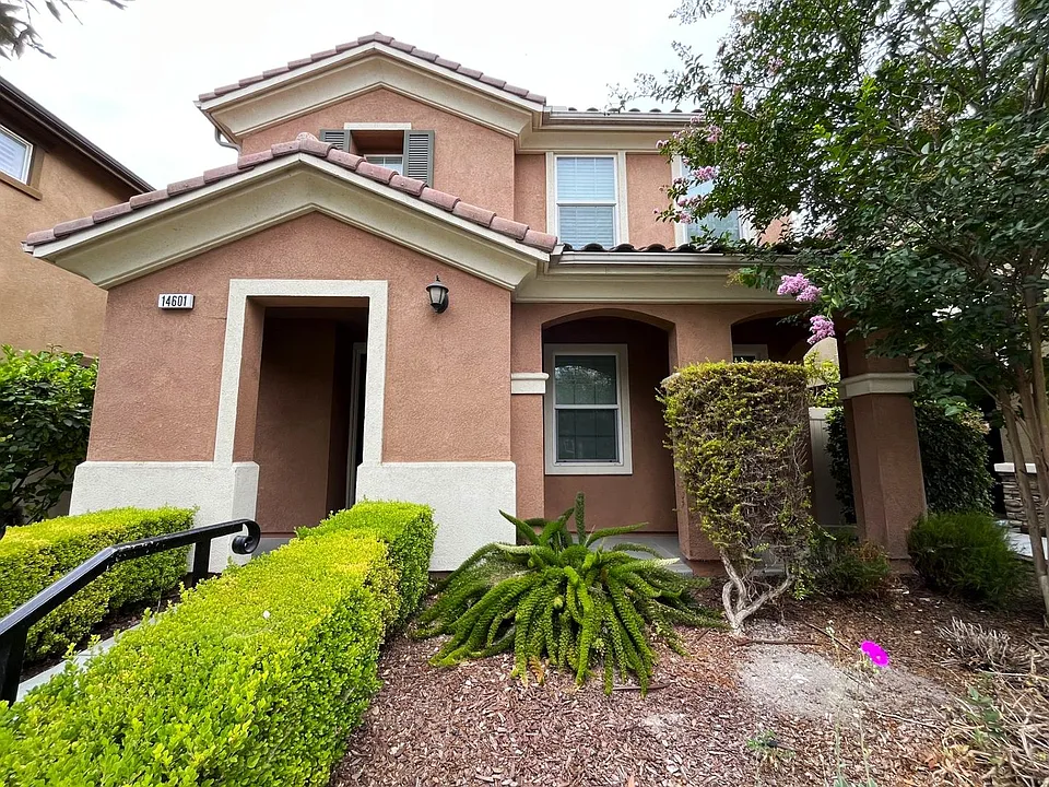 14601 Serenade Dr
