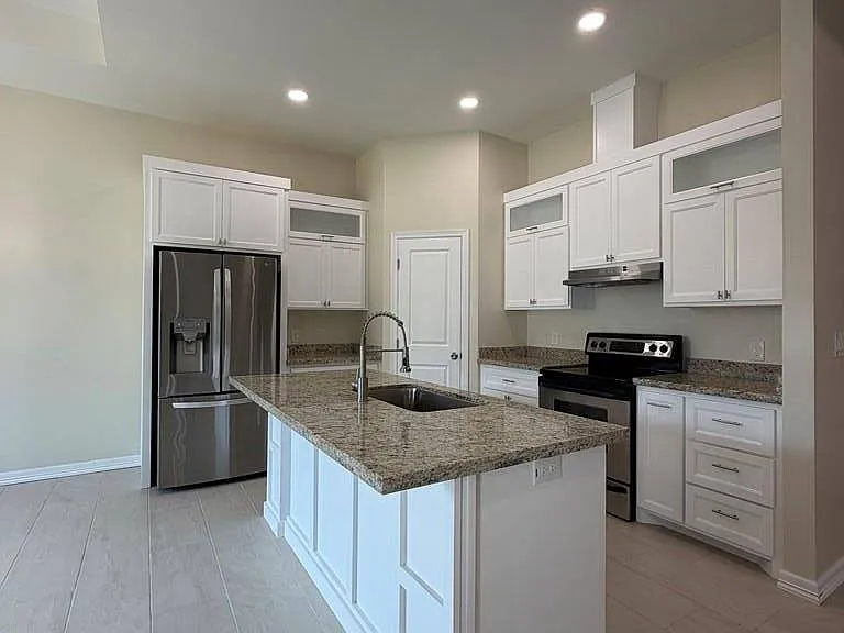 3730 Avenida Residencial — Photo 3