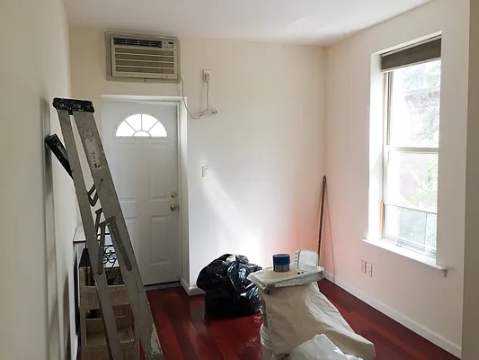 Rented by Francine Realty | media 12